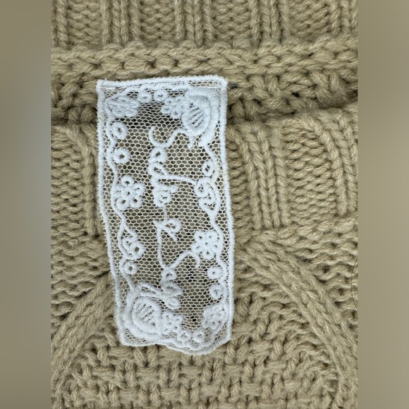 Sadie & Sage Anthropologie Tan Cable Knit Sweater with Fringe - Picture 3 of 5